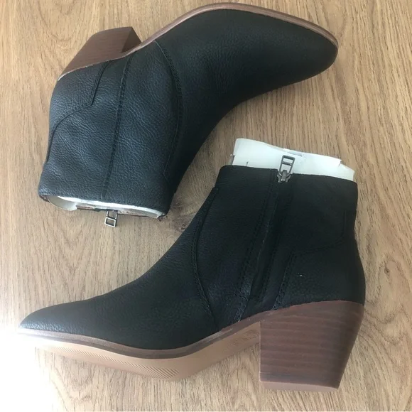 NIB $198 Madewell The Western Black Leather Bootie in size 7.5! - Picture 8 of 15